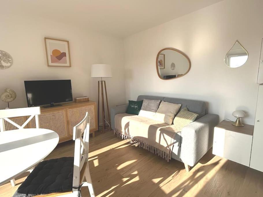 Cabourg Cosy, Appartement Refait A Neuf, 5 Min A Pied De La Mer المظهر الخارجي الصورة